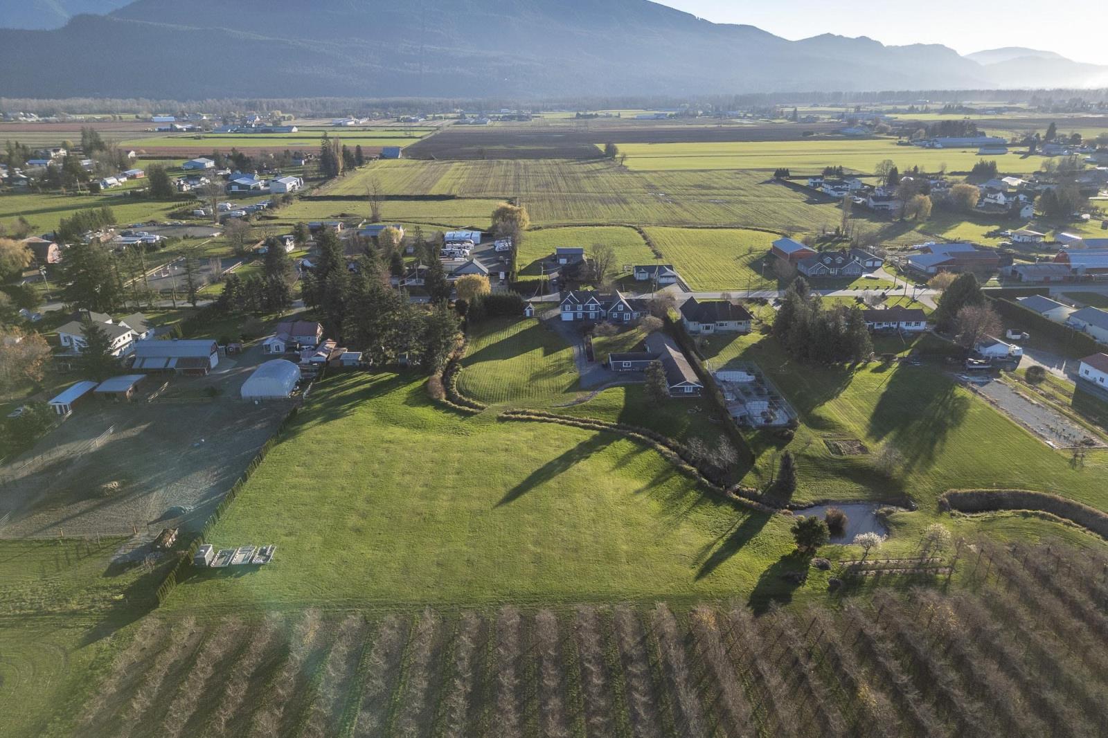 42919 South Sumas Road, Greendale, Chilliwack, British Columbia  V2R 4L7 - Photo 4 - R2950060