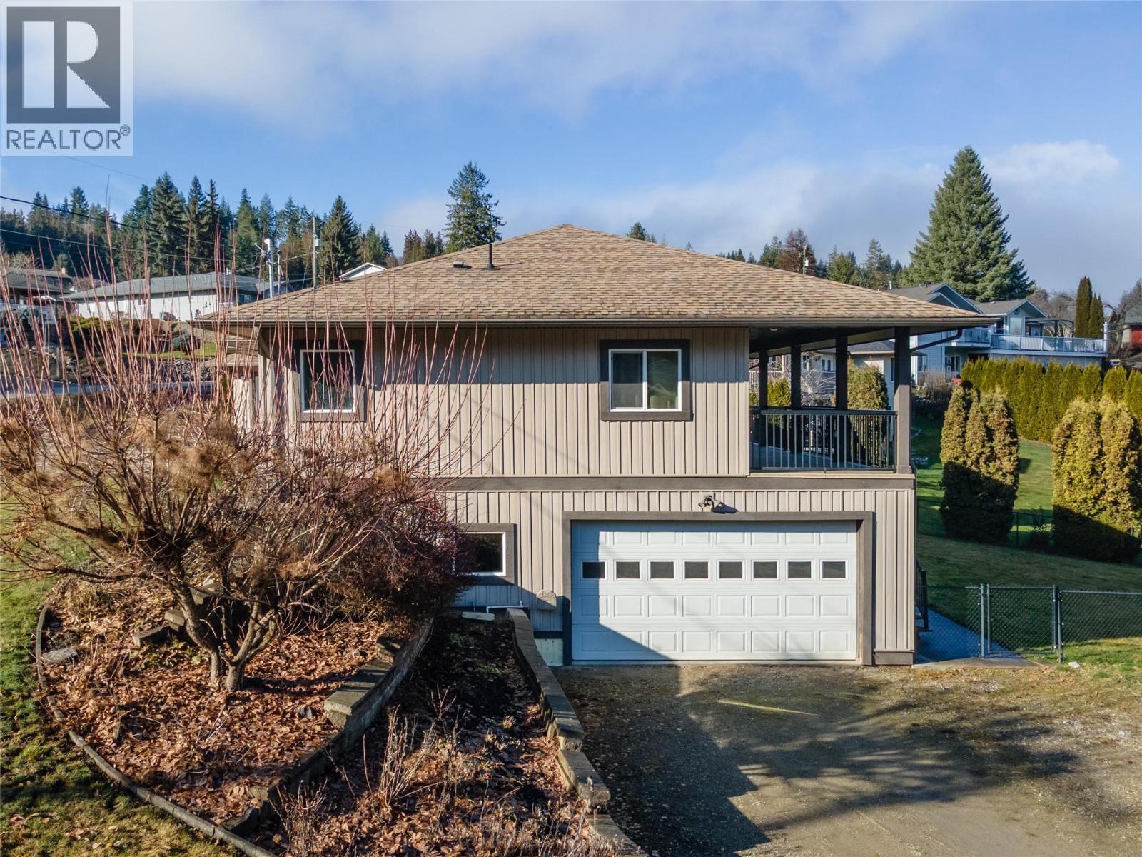 2483 Marine Place, Blind Bay, British Columbia  V0E 1H1 - Photo 3 - 10375705