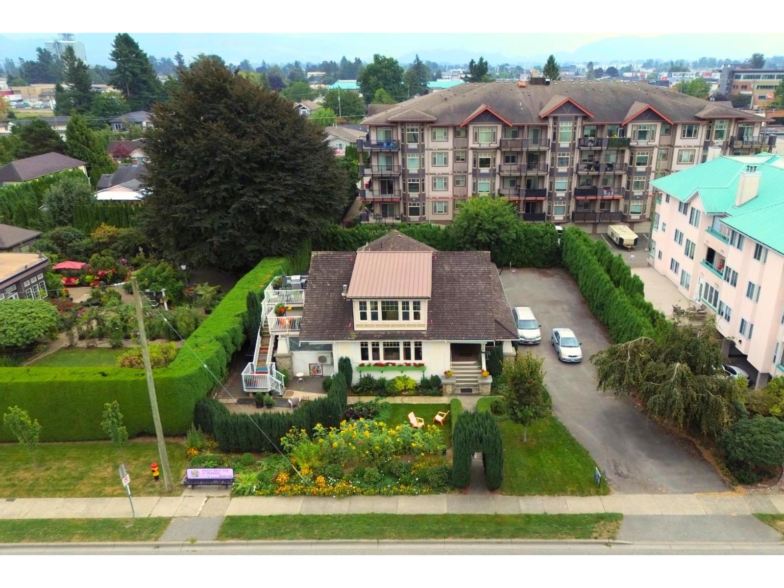 46028 First Avenue, Chilliwack Downtown, Chilliwack, British Columbia V2P 1W1 - Photo 2 - R3089717