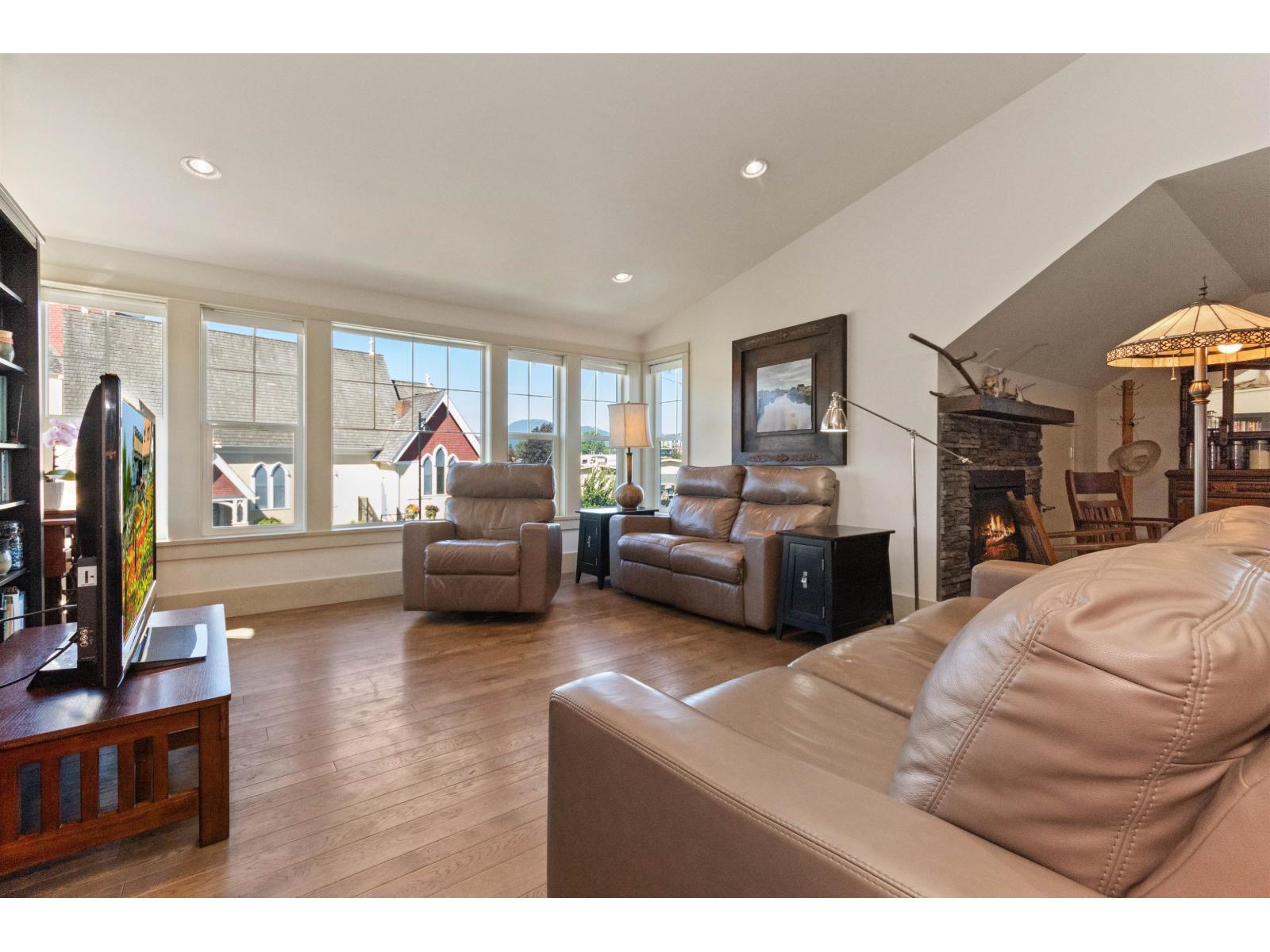 46028 First Avenue, Chilliwack Downtown, Chilliwack, British Columbia V2P 1W1 - Photo 28 - R3089717