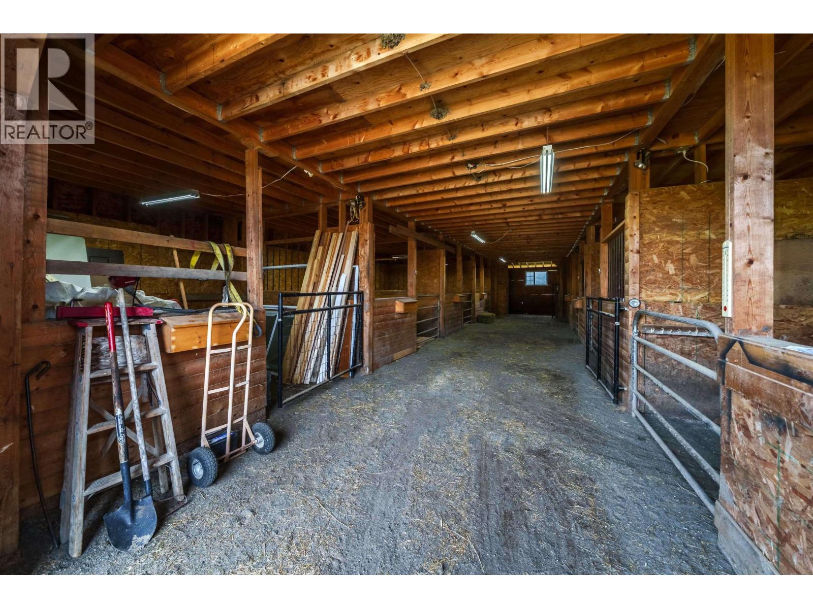 7181 W Sheridan Lake Road, Lone Butte, British Columbia  V0K 1X1 - Photo 13 - R3097861