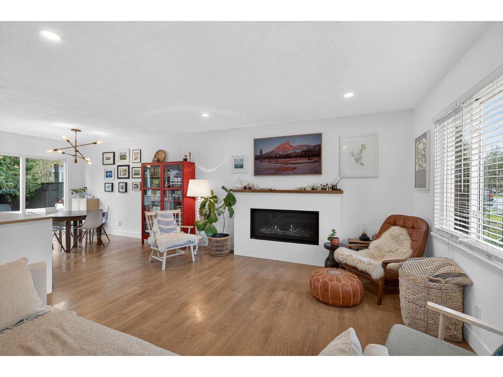 4428 203 Street, Langley, British Columbia  V3A 6P7 - Photo 3 - R3099661