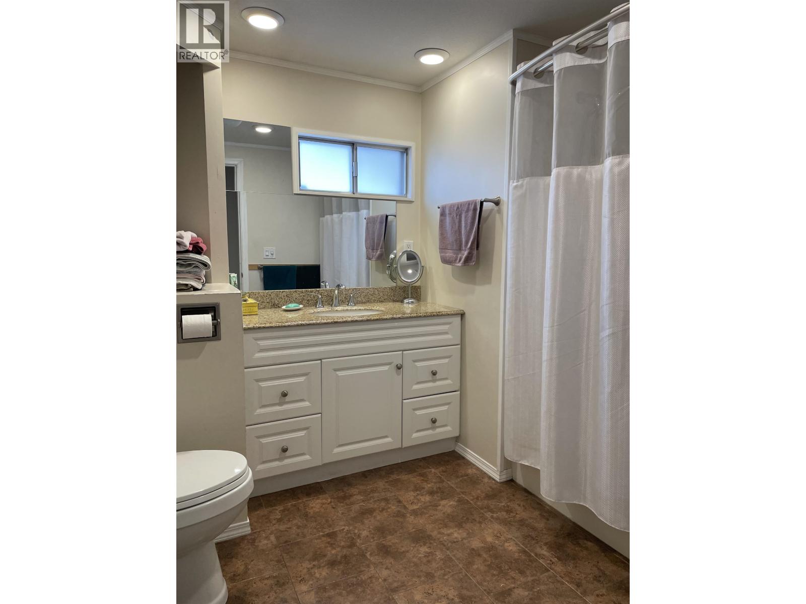 7008 Holmes Road, Lone Butte, British Columbia  V0K 1X1 - Photo 12 - R3112939