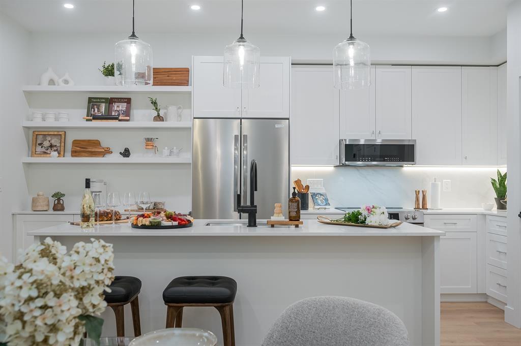 405 46185 Thomas Road, Sardis East Vedder, Chilliwack, British Columbia  V2R 6H3 - Photo 3 - R3112822