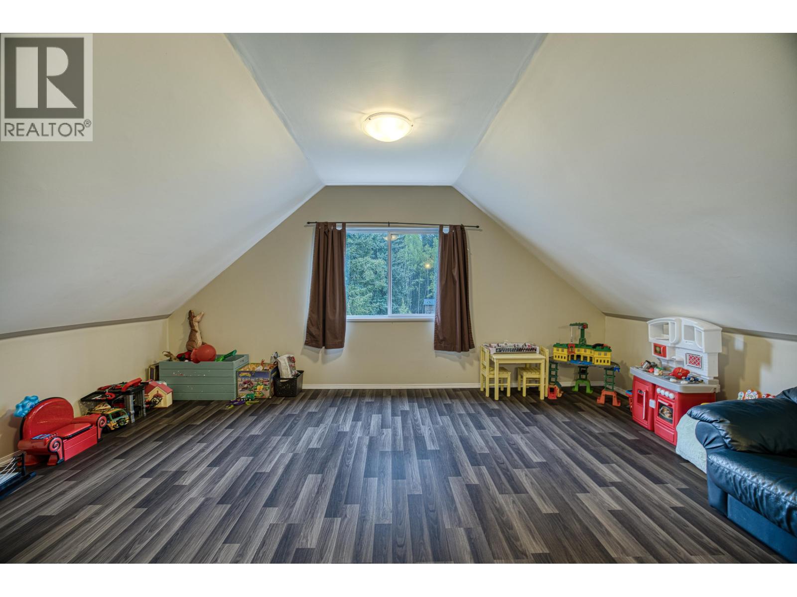 6341 Wolfe Road, 100 Mile House, British Columbia  V0K 2E3 - Photo 23 - R3120934