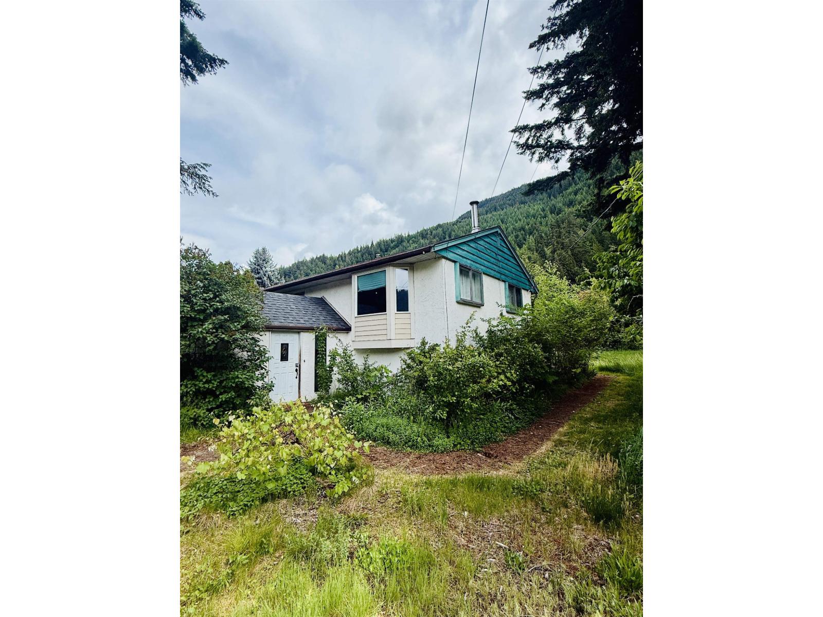 47404 Macneal Road, Fraser Canyon, Boston Bar / Lytton, British Columbia  V0K 1C0 - Photo 2 - R3126430