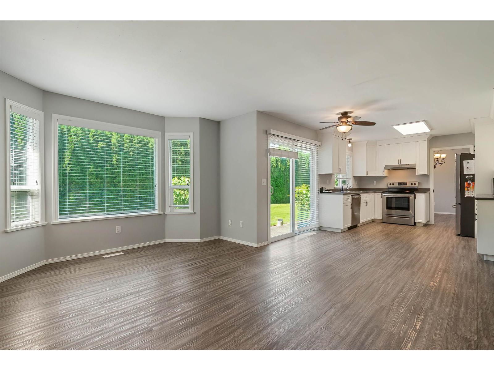 7665 Sapphire Drive, Sardis West Vedder, Chilliwack, British Columbia  V2R 3A7 - Photo 11 - R3130555