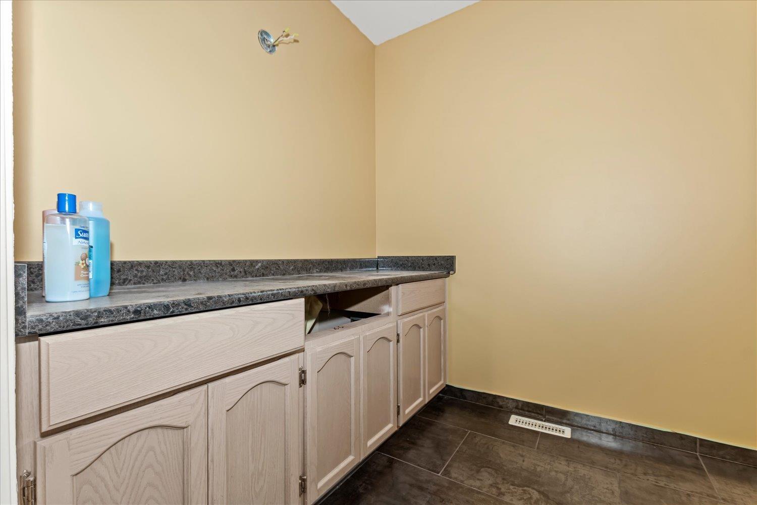 34175 Old Yale Road, Abbotsford, British Columbia V2S 2K6 - Photo 25 - R3130056