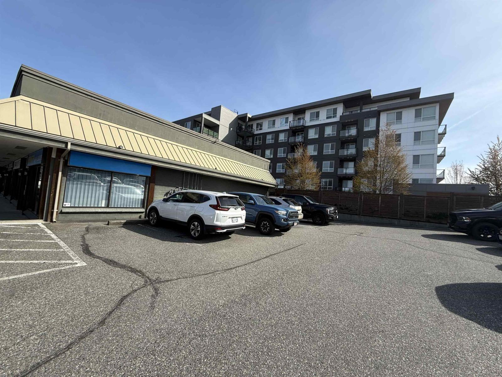 102 2760 Gladwin Road, Abbotsford, British Columbia  V2T 4S6 - Photo 12 - C8079434