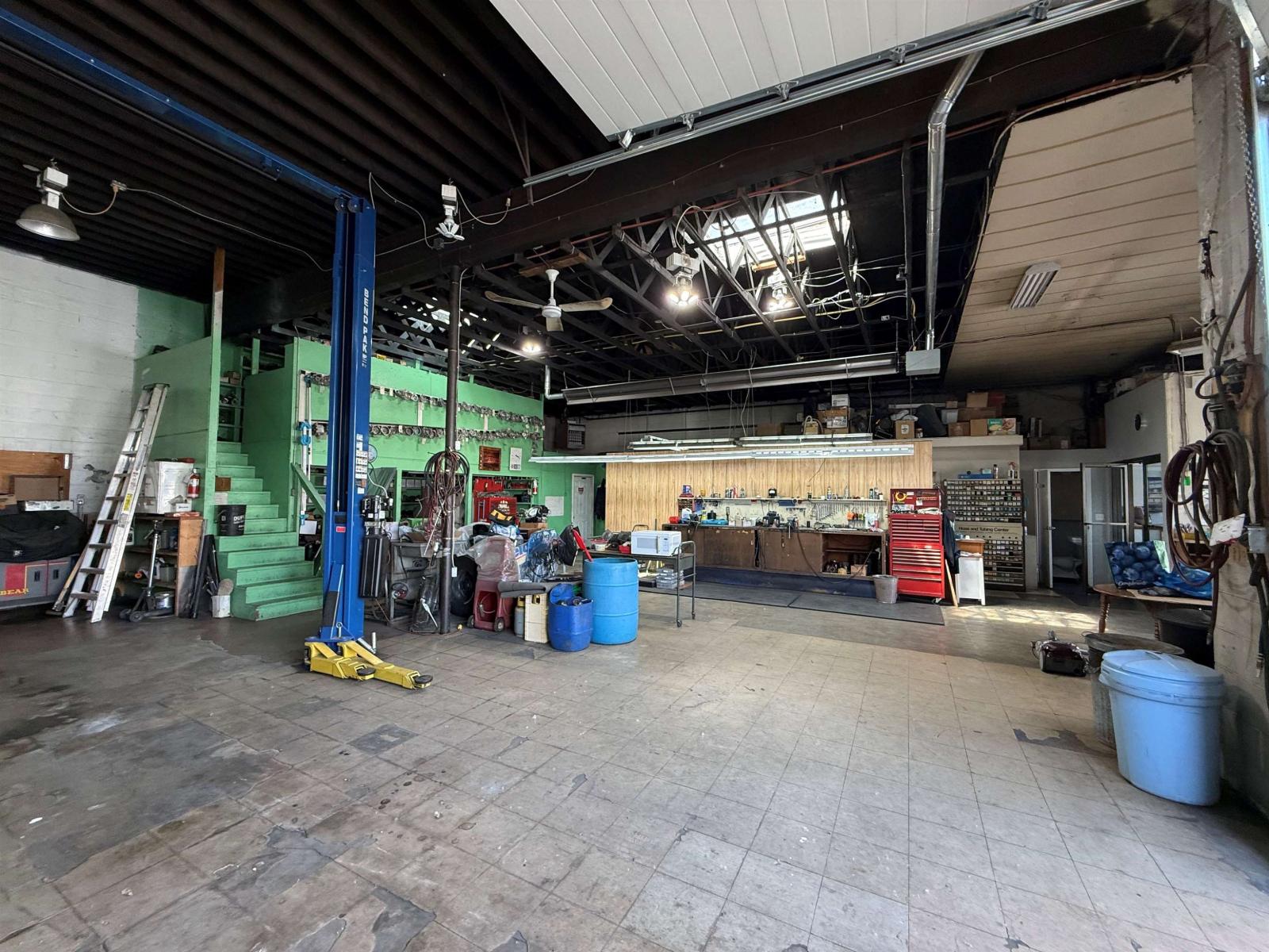 2 45940 Railway Avenue, Chilliwack Downtown, Chilliwack, British Columbia  V2P 1L3 - Photo 3 - C8079564