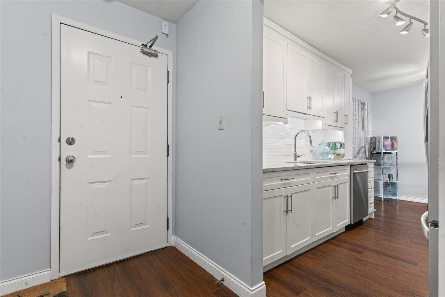 103 2567 Victoria Street, Abbotsford, British Columbia  V2T 2T4 - Photo 6 - R3135714
