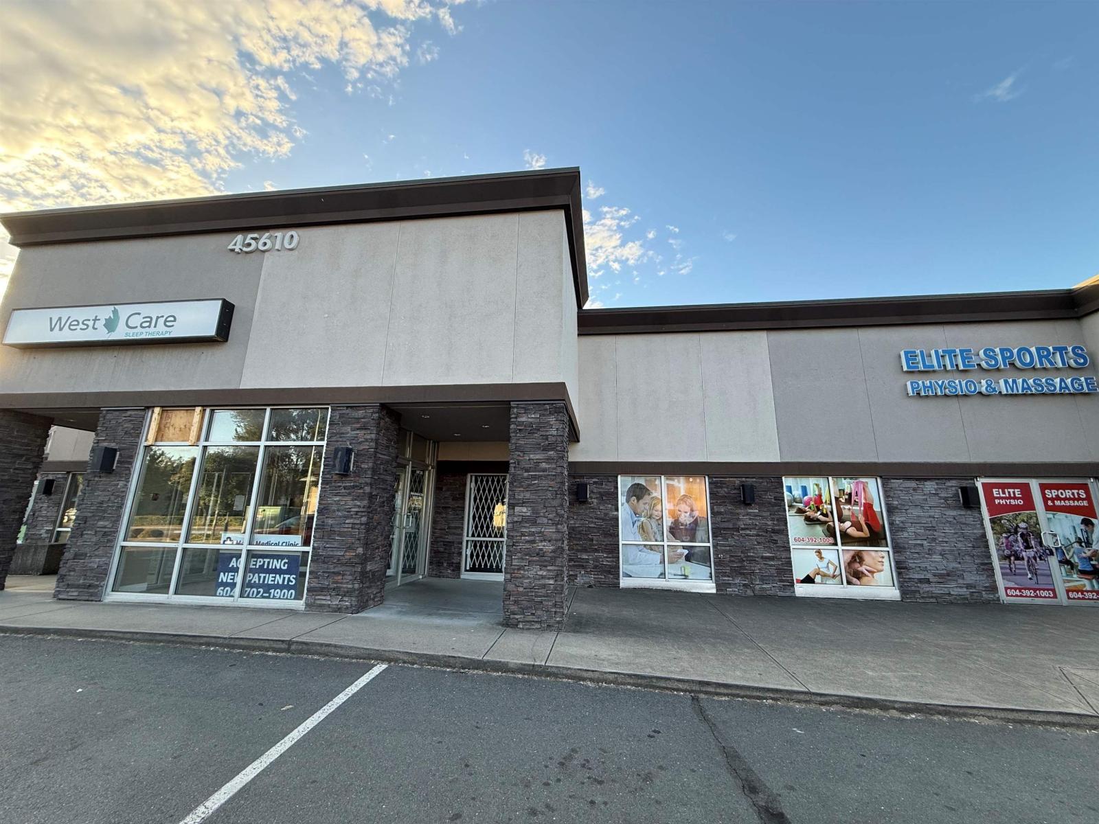 202 45610 Yale Road, Chilliwack Proper South, Chilliwack, British Columbia  V2P 2N2 - Photo 2 - C8079765