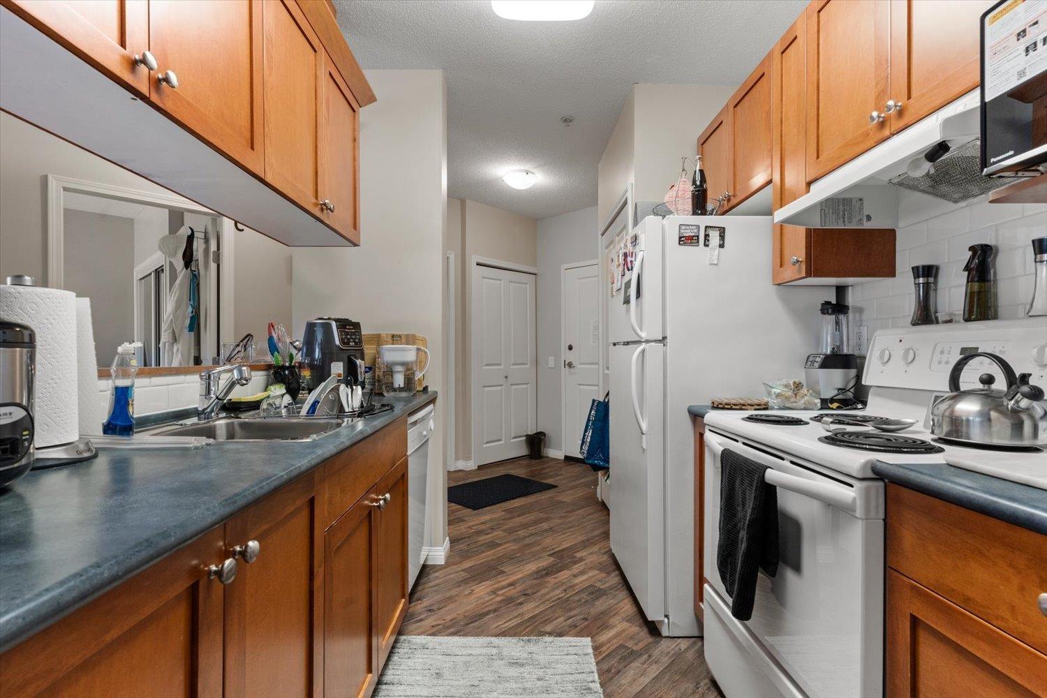 112 8880 202 Street, Langley, British Columbia  V1M 4E7 - Photo 12 - R3140109
