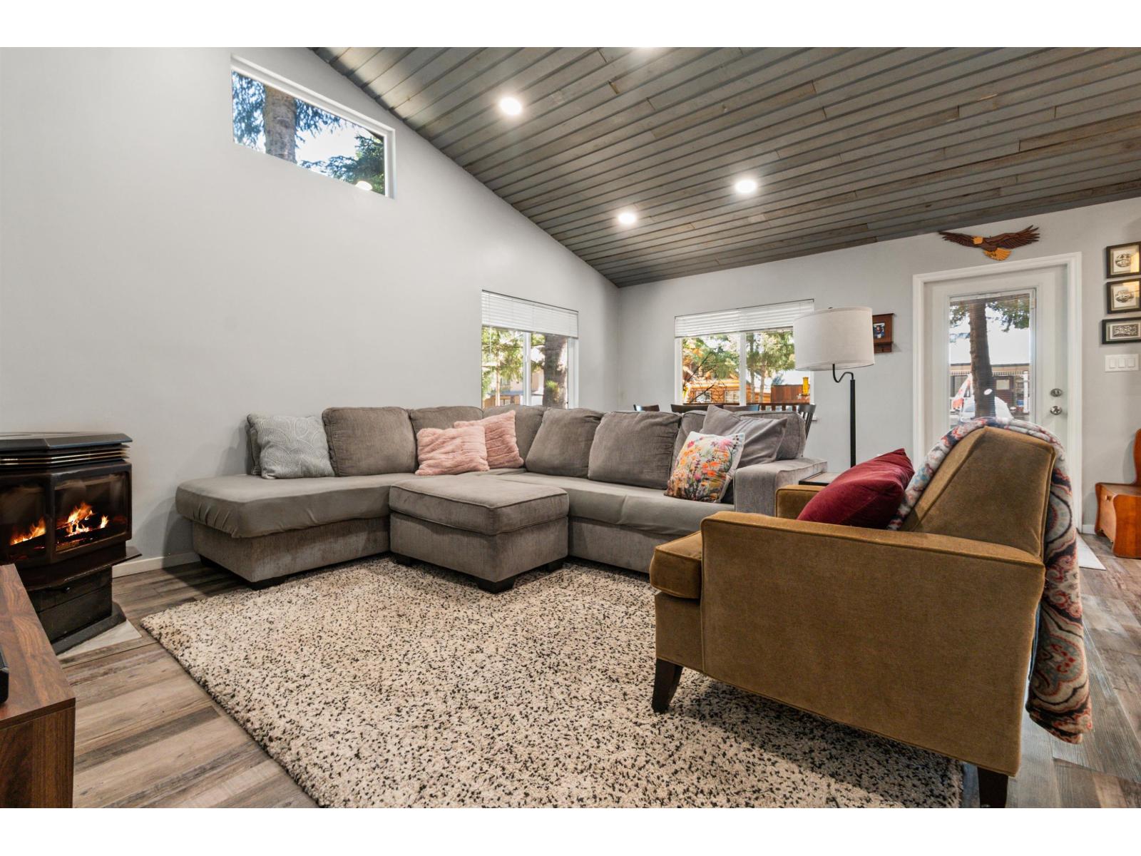 71777 Meadow Road, Sunshine Valley, Hope, British Columbia  V0X 1L5 - Photo 8 - R3143913