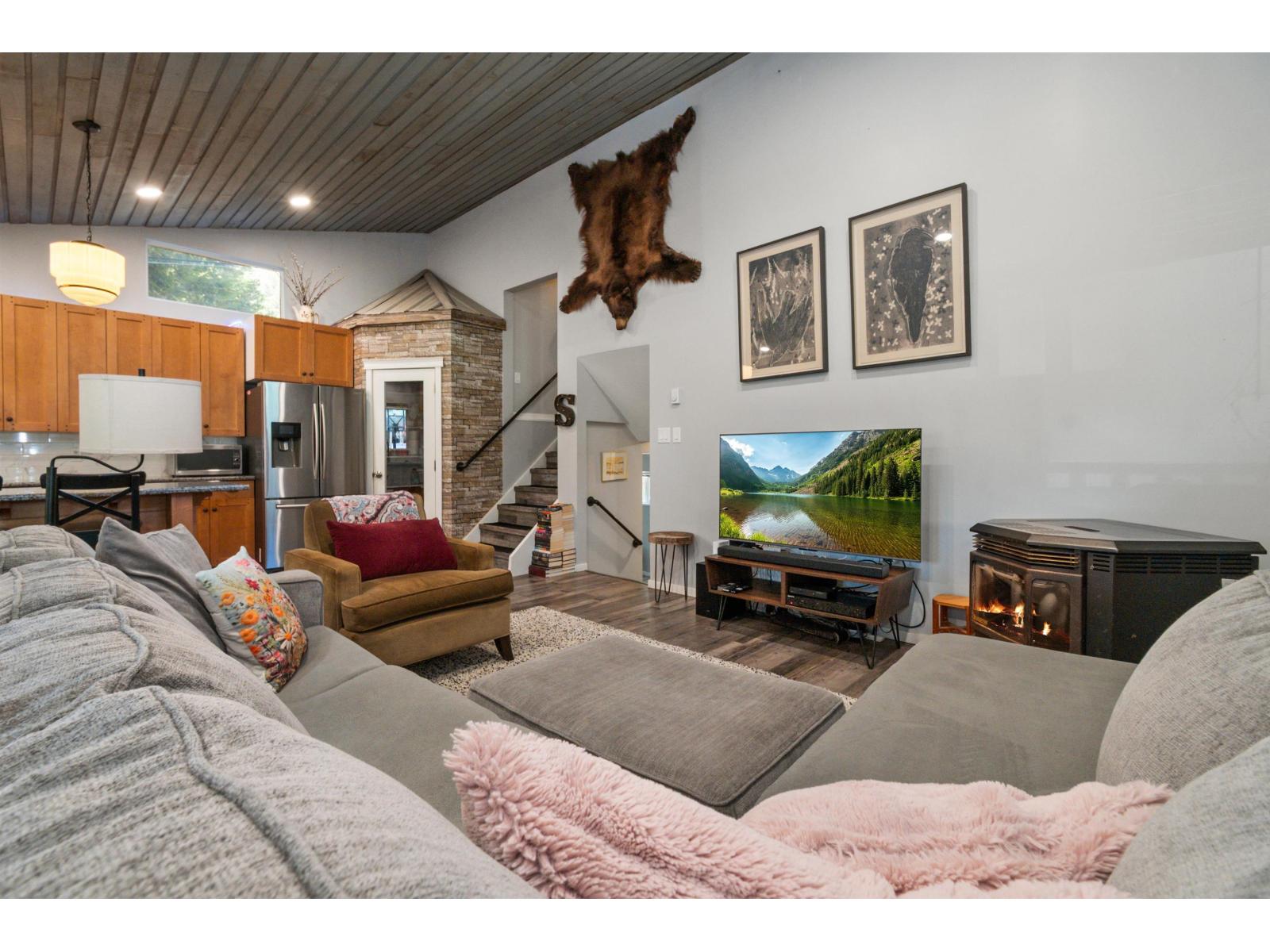 71777 Meadow Road, Sunshine Valley, Hope, British Columbia  V0X 1L5 - Photo 9 - R3143913