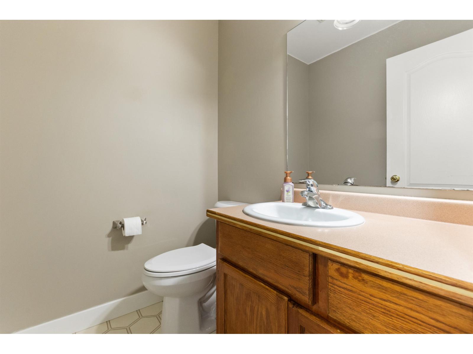 7019 Wiltshire Street, Sardis West Vedder, Chilliwack, British Columbia  V2R 2S9 - Photo 7 - R3148434