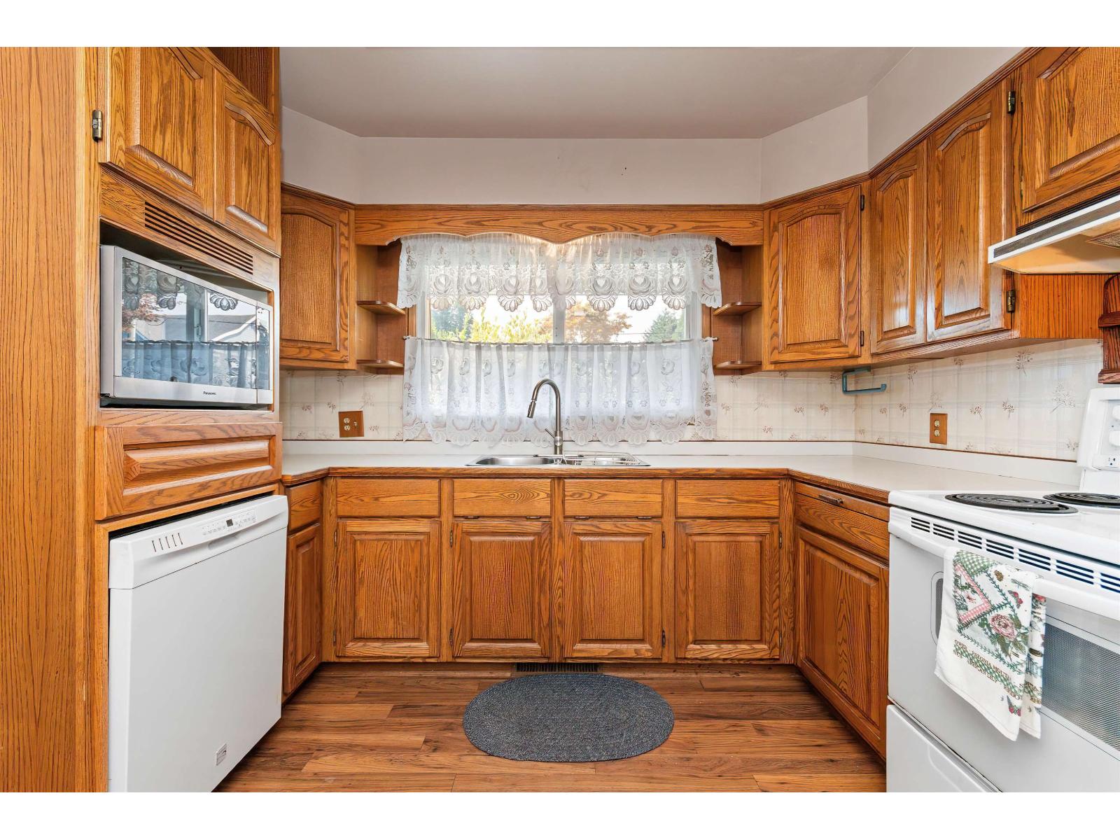 46439 Strathcona Road, Fairfield Island, Chilliwack, British Columbia V2P 3T1 - Photo 10 - R3149472