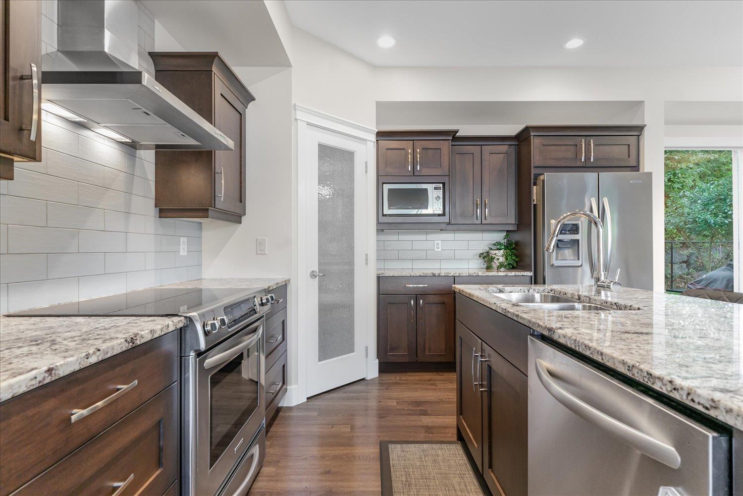 5486 Maclachlan Place, Promontory, Chilliwack, British Columbia  V2R 0P3 - Photo 5 - R3149811