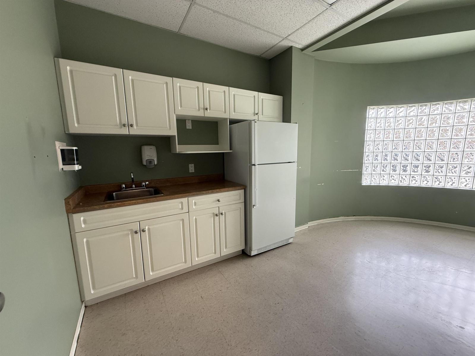103 2359 Clearbrook Road, Abbotsford, British Columbia  V2T 2X6 - Photo 6 - C8080836