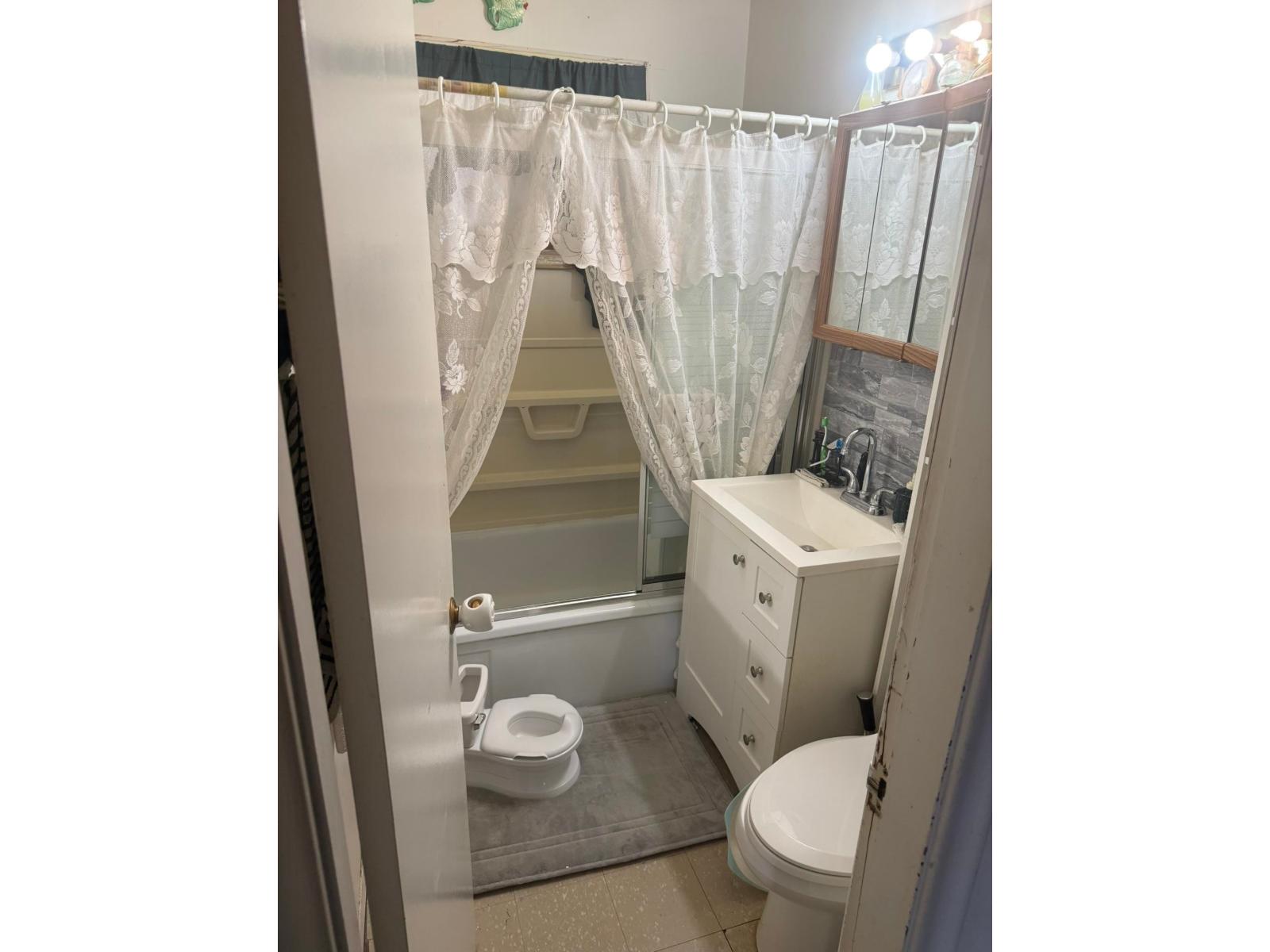 46440 Stevenson Road, Sardis South, Chilliwack, British Columbia  V2R 4M2 - Photo 10 - R3152228