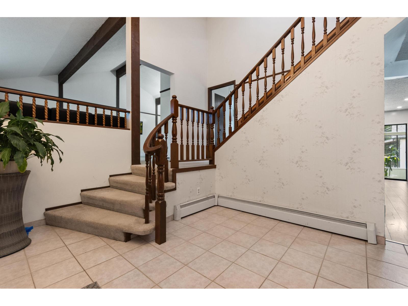 46194 Greenwood Drive, Sardis East Vedder, Chilliwack, British Columbia  V2R 4C8 - Photo 5 - R3154871