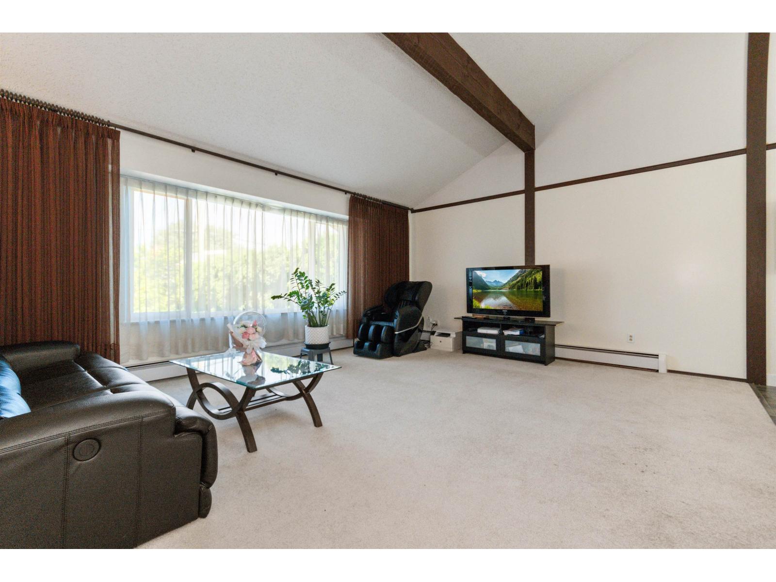 46194 Greenwood Drive, Sardis East Vedder, Chilliwack, British Columbia  V2R 4C8 - Photo 8 - R3154871