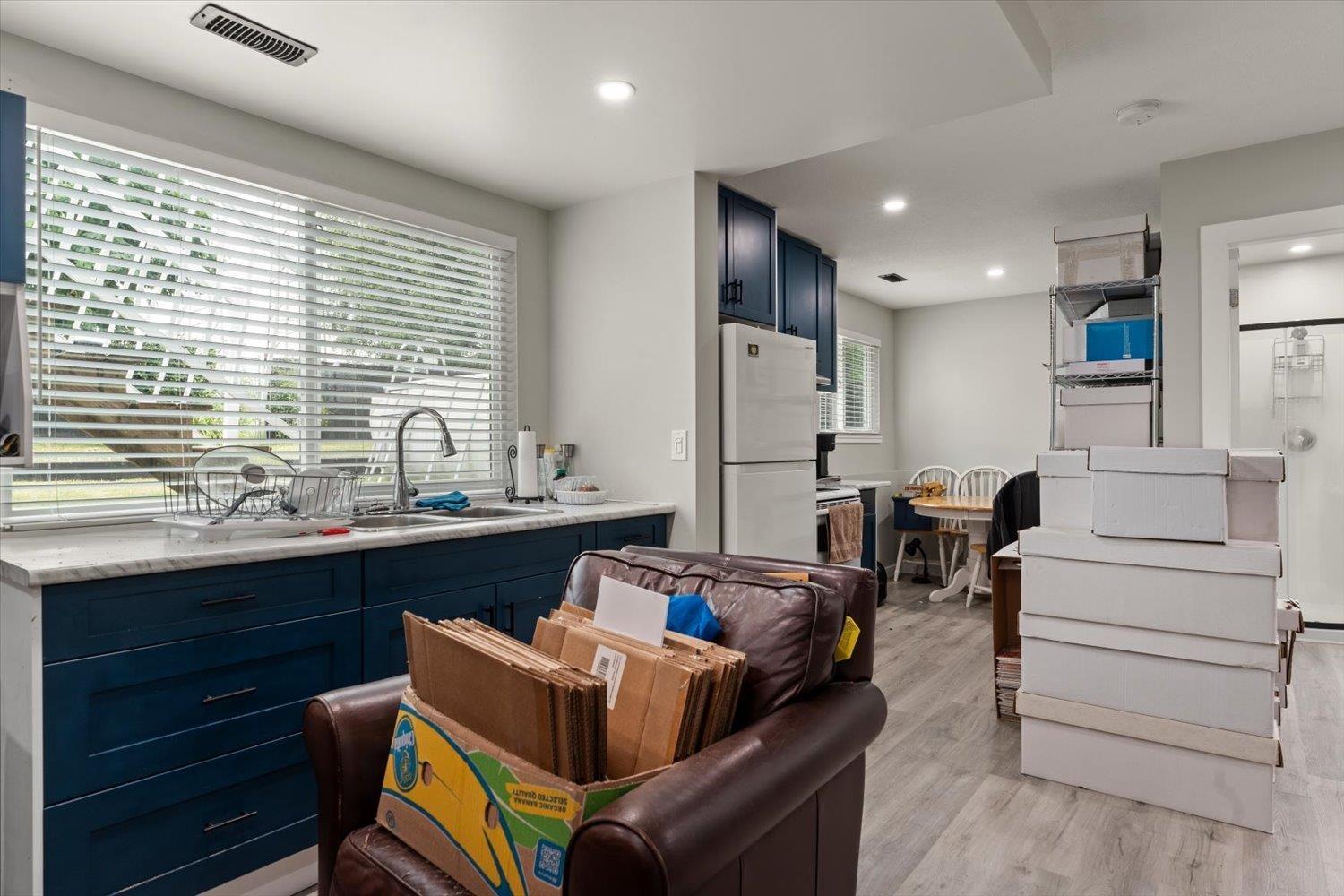 34870 Cassiar Court, Abbotsford, British Columbia  V2S 7G9 - Photo 6 - R3154971