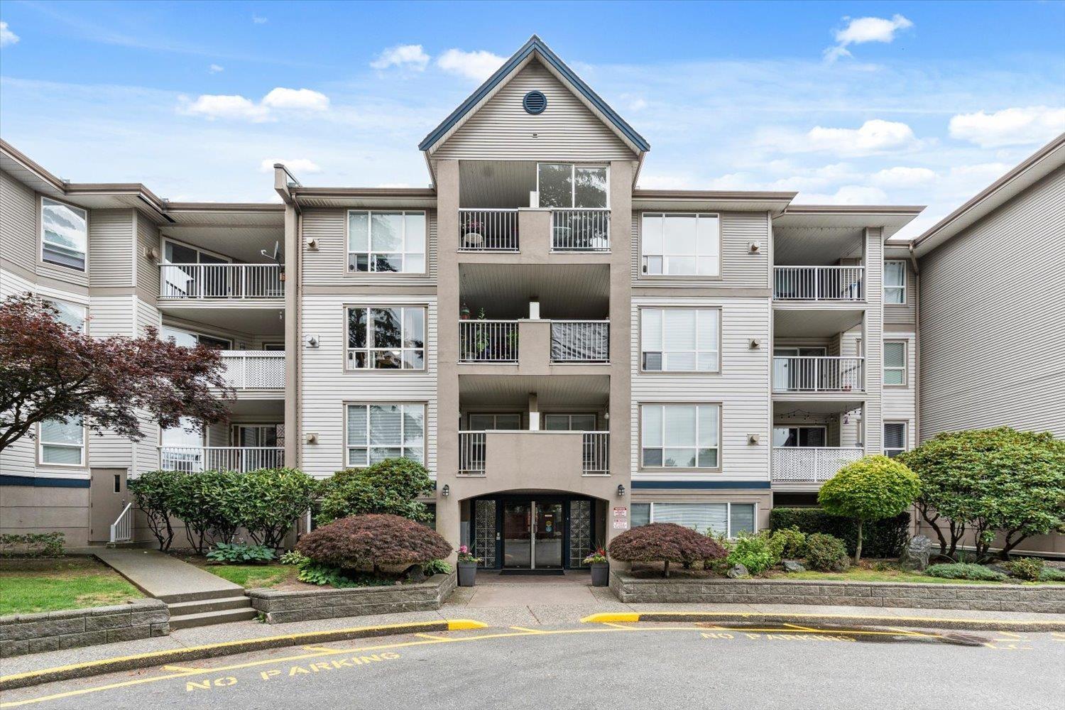 305 9165 Broadway Street, Chilliwack Proper East, Chilliwack, British Columbia  V2P 7Z8 - Photo 2 - R3160805
