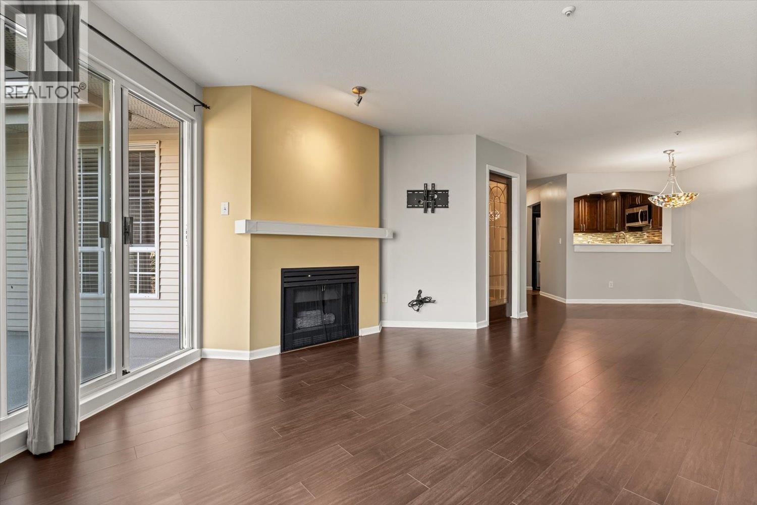 418 1242 Town Centre Boulevard, Coquitlam, British Columbia  V3B 7R6 - Photo 4 - R3166715