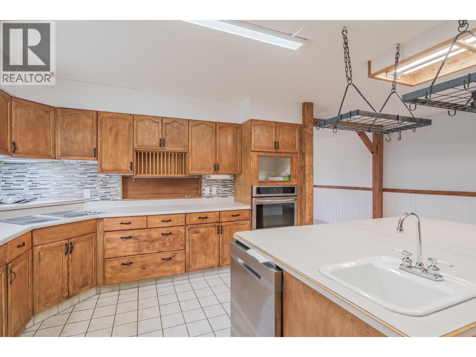 1761 Kopeka Place, Williams Lake, British Columbia  V2G 5B4 - Photo 18 - R3168634