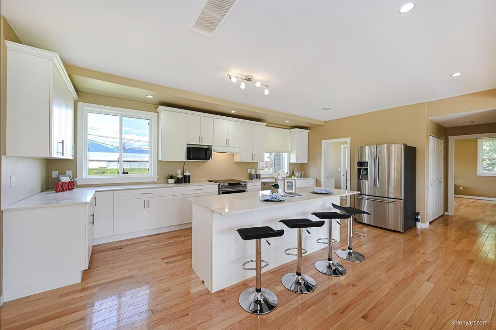 42194 Keith Wilson Road, Greendale, Sardis - Greendale, British Columbia  V2R 4B2 - Photo 6 - R3169997